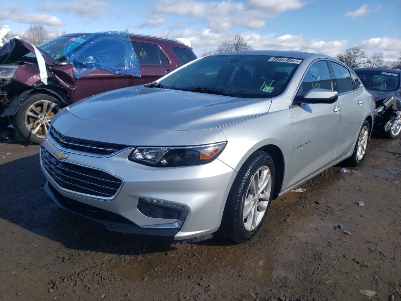 Photo 2 from auction – 2017 CHEVROLET MALIBU LT with VIN 1G1ZE5ST7HF121901