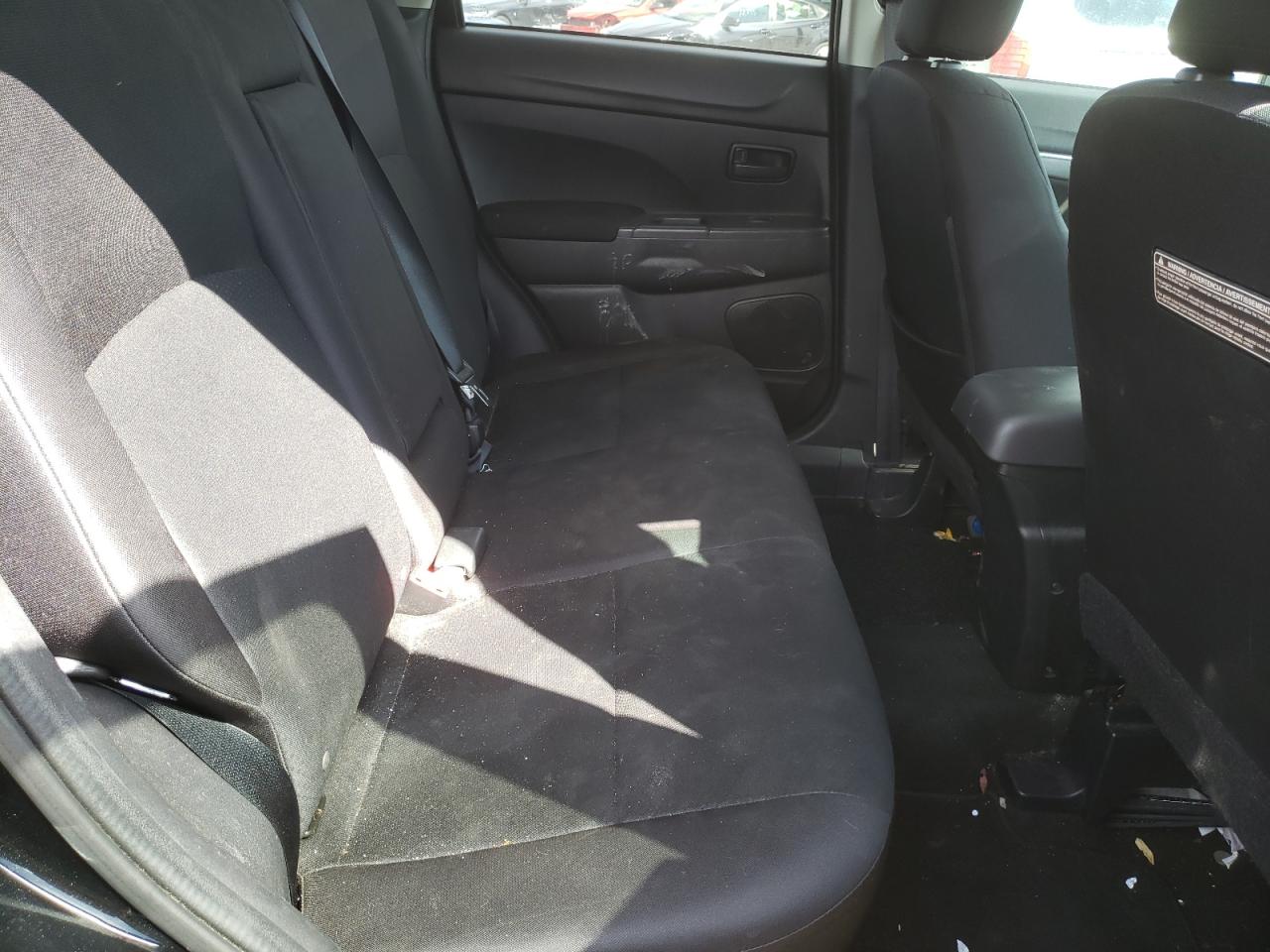 Photo 6 from auction – 2015 MITSUBISHI OUTLANDER with VIN 4A4AP3AU4FE051203