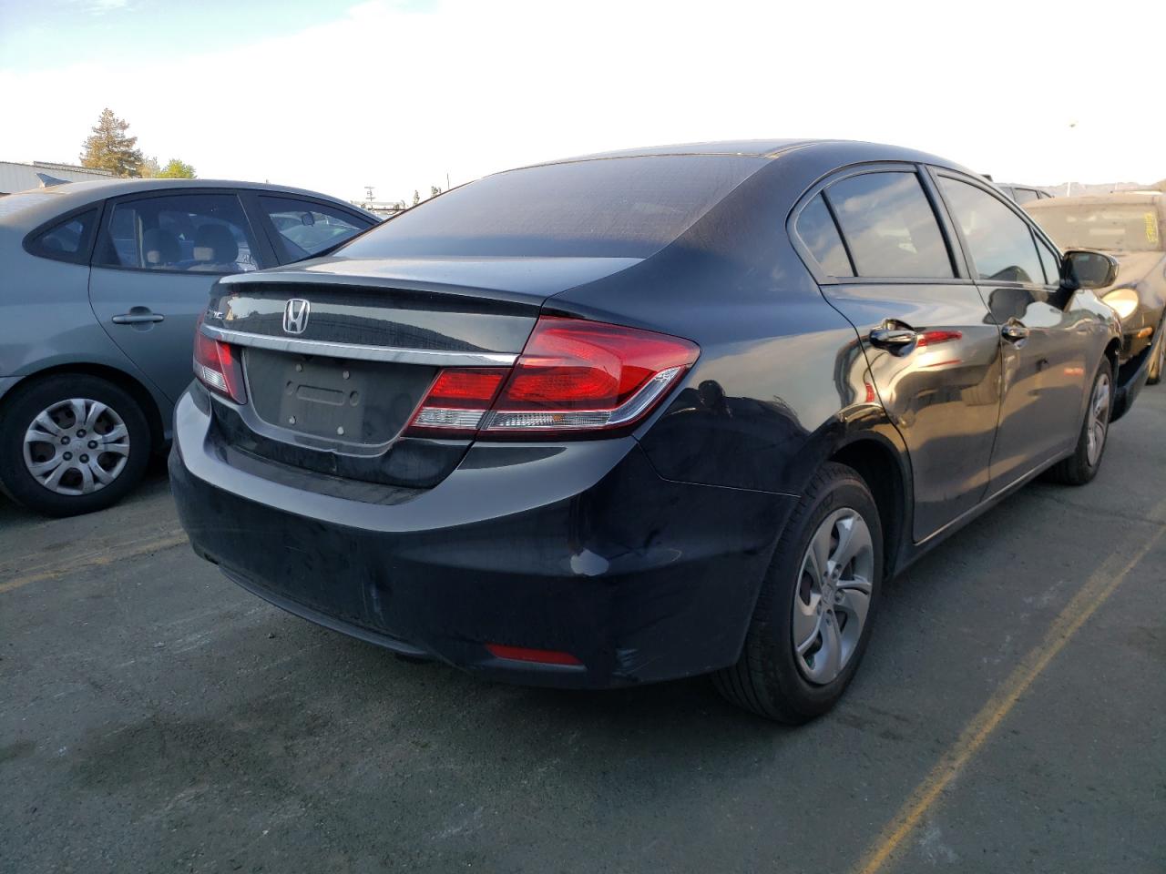 Photo 4 from auction – 2015 HONDA CIVIC LX with VIN 2HGFB2F53FH528897
