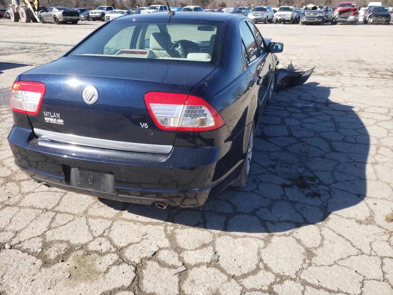 Photo 4 from auction – 2008 MERCURY MILAN with VIN 3MEHM07138R606280