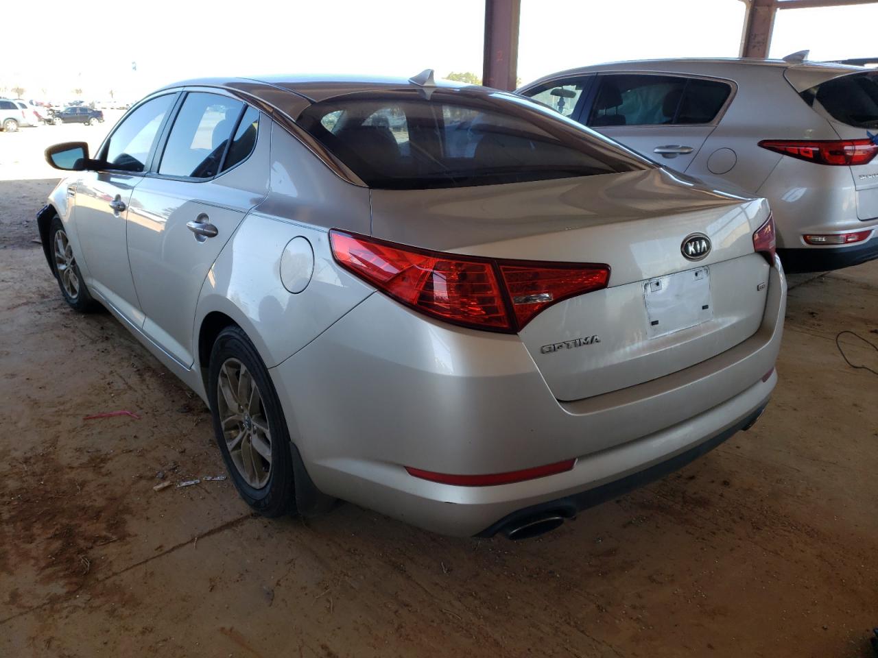 Photo 3 from auction – 2011 KIA OPTIMA LX with VIN KNAGM4A78B5164900