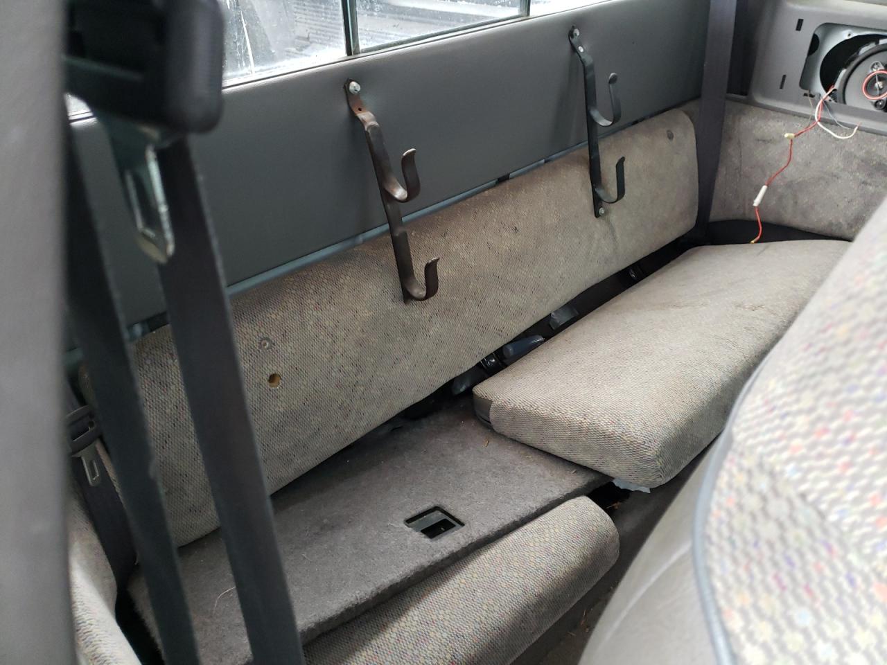 Photo 6 from auction – 1996 DODGE DAKOTA with VIN 1B7GG23Y6TS686285