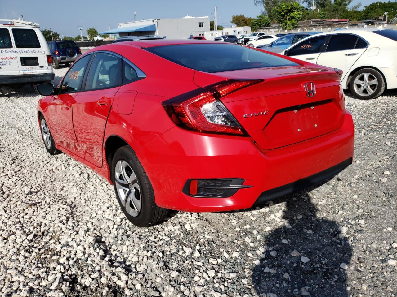 Photo 3 from auction – 2018 HONDA CIVIC LX with VIN 2HGFC2F55JH601001