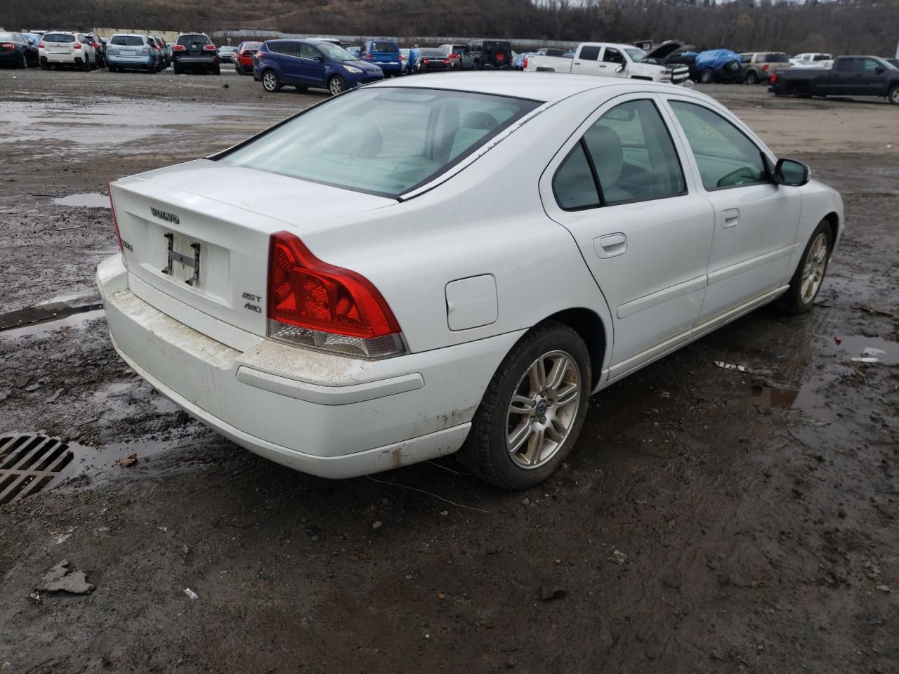 Photo 4 from auction – 2007 VOLVO S60 2.5T with VIN YV1RH592X72617075
