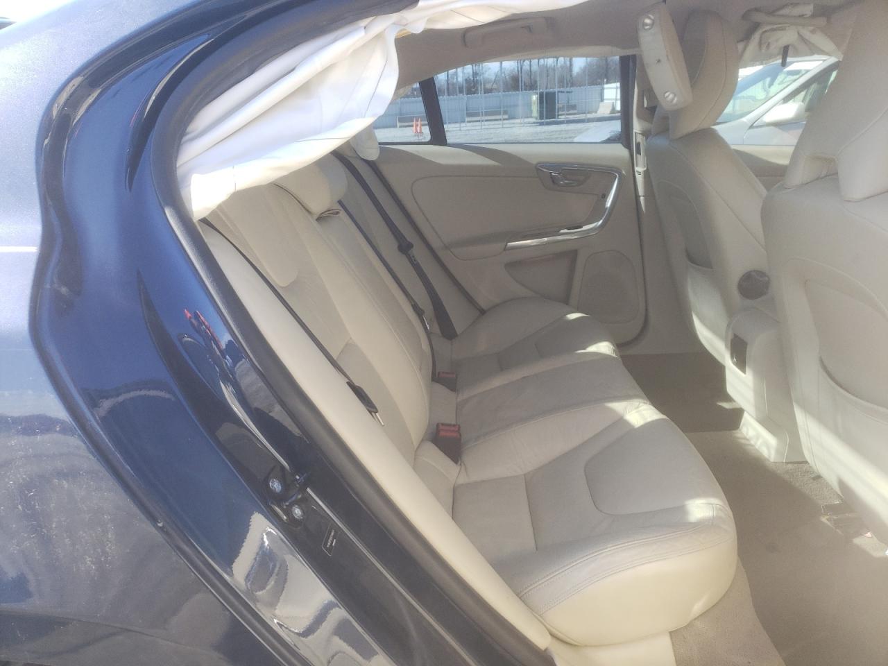Photo 6 from auction – 2012 VOLVO S60 T5 with VIN YV1622FS8C2110631
