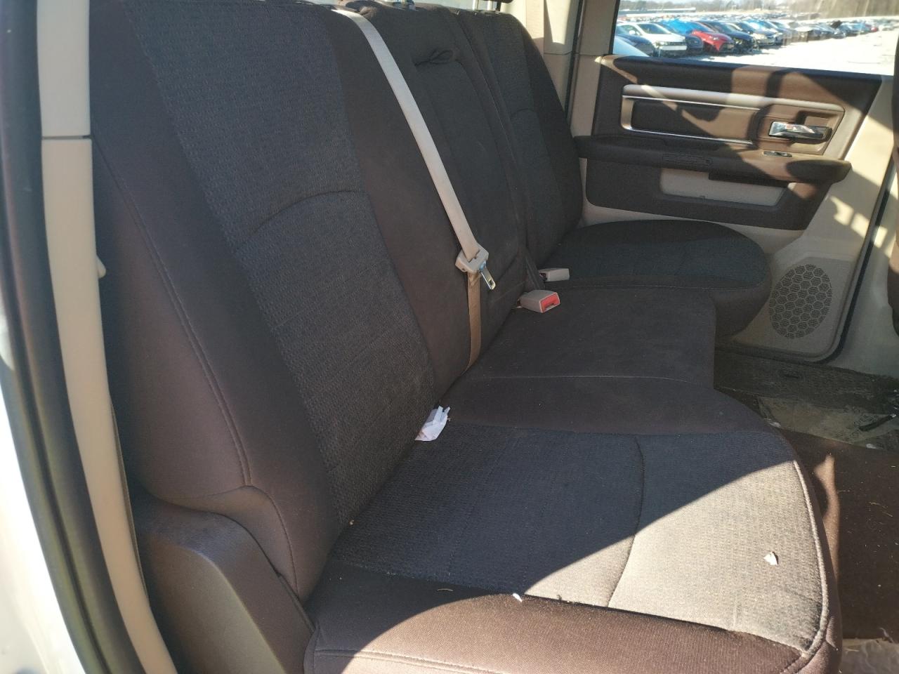 Photo 6 from auction – 2019 RAM 1500 CLASS with VIN 1C6RR7TT0KS684445