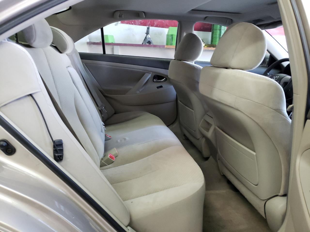Photo 6 from auction – 2007 TOYOTA CAMRY CE with VIN 4T1BE46K07U050048