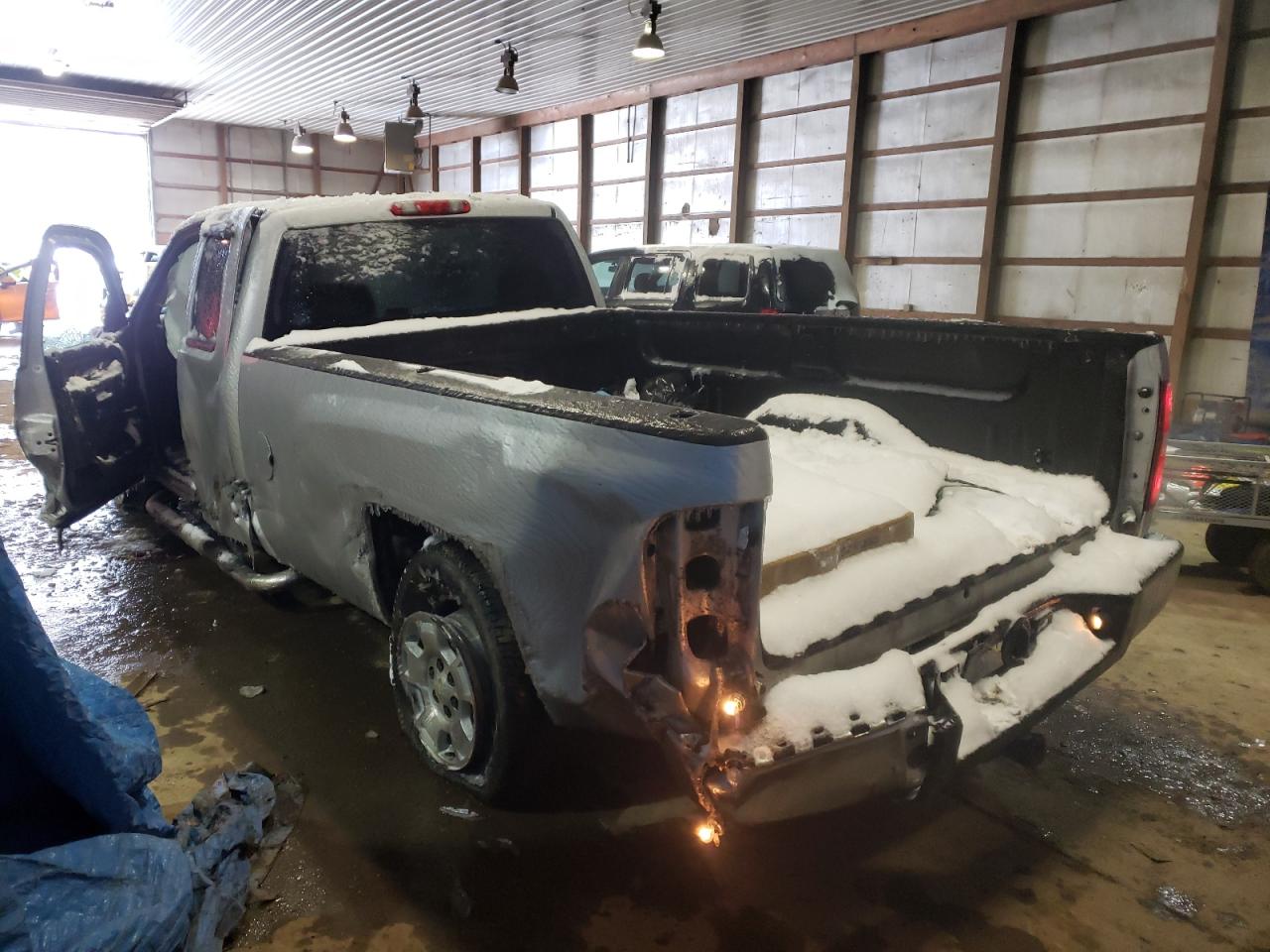 Photo 3 from auction – 2012 CHEVROLET SILVERADO with VIN 1GCRCSE01CZ308927