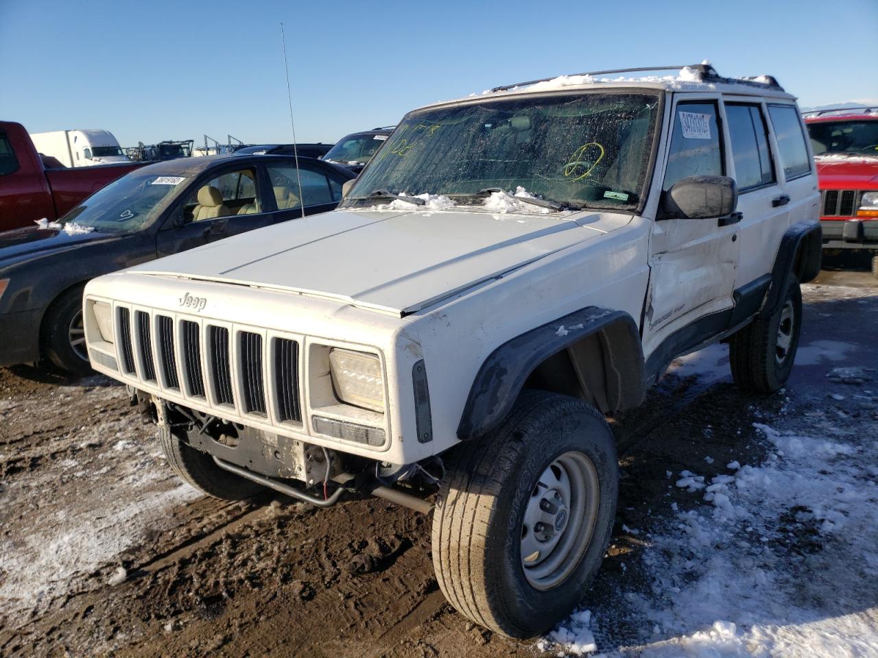 Photo 2 from auction – 2001 JEEP CHEROKEE S with VIN 1J4FF48S01L602512