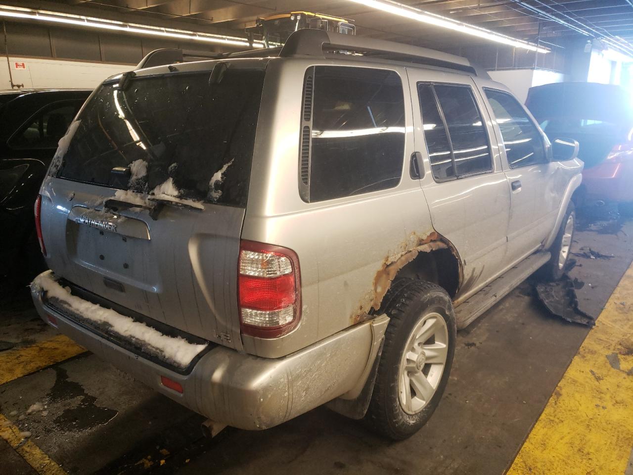 Photo 4 from auction – 2003 NISSAN PATHFINDER with VIN JN8DR09Y33W802483