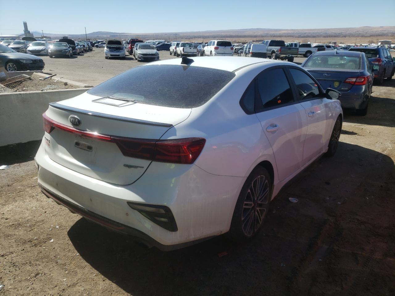 Photo 4 from auction – 2020 KIA FORTE GT with VIN 3KPF44AC9LE211756