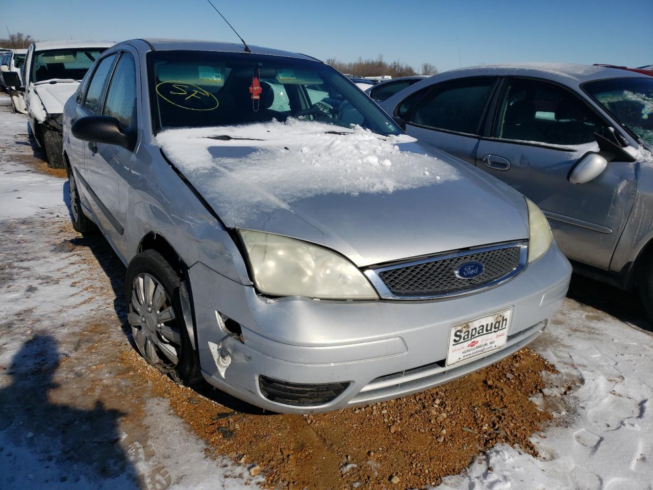 FORD FOCUS ZX4 2005 with VIN 1FAFP34N35W119832 - Photo from auction