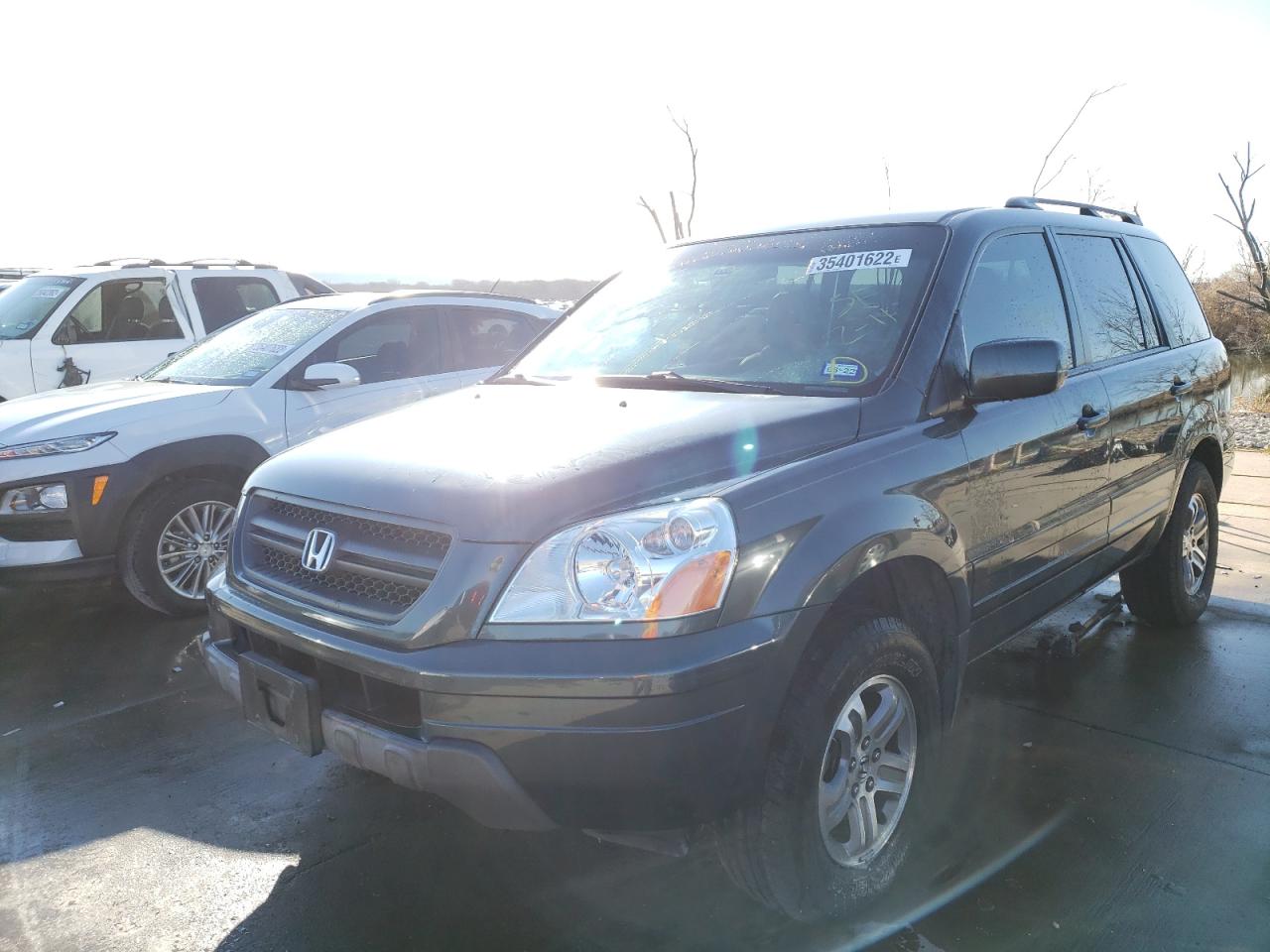 Photo 2 from auction – 2003 HONDA PILOT EXL with VIN 2HKYF18573H577669