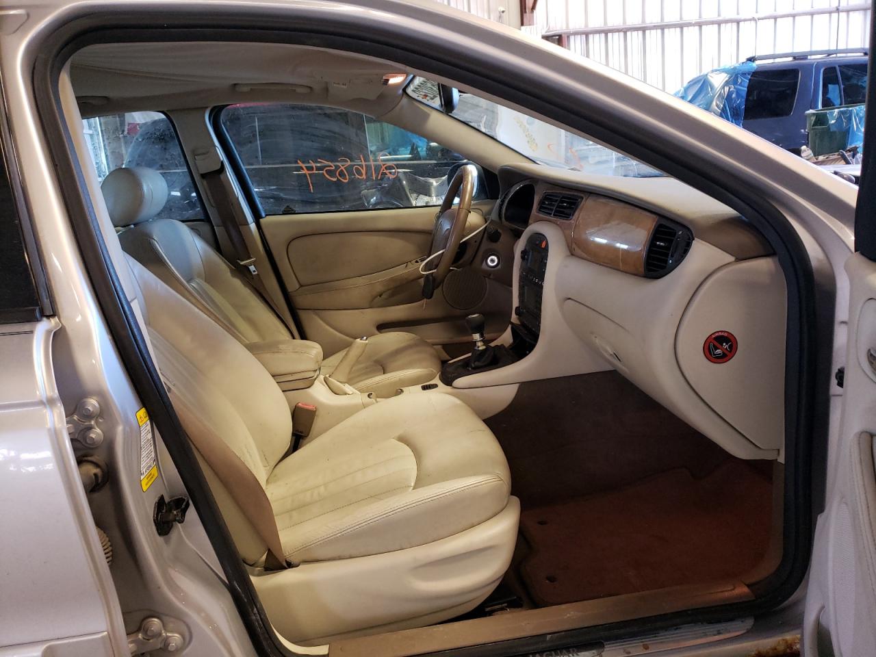 Photo 5 from auction – 2003 JAGUAR X-TYPE 2.5 with VIN SAJEB52D73XD00048