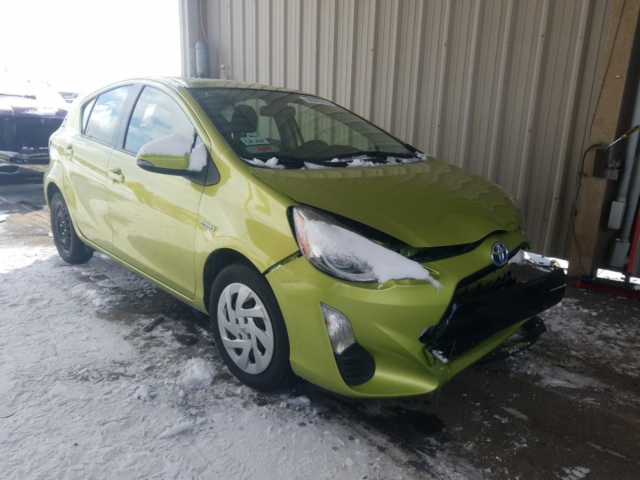 TOYOTA PRIUS C 2016 with VIN JTDKDTB31G1131870 - Photo from auction