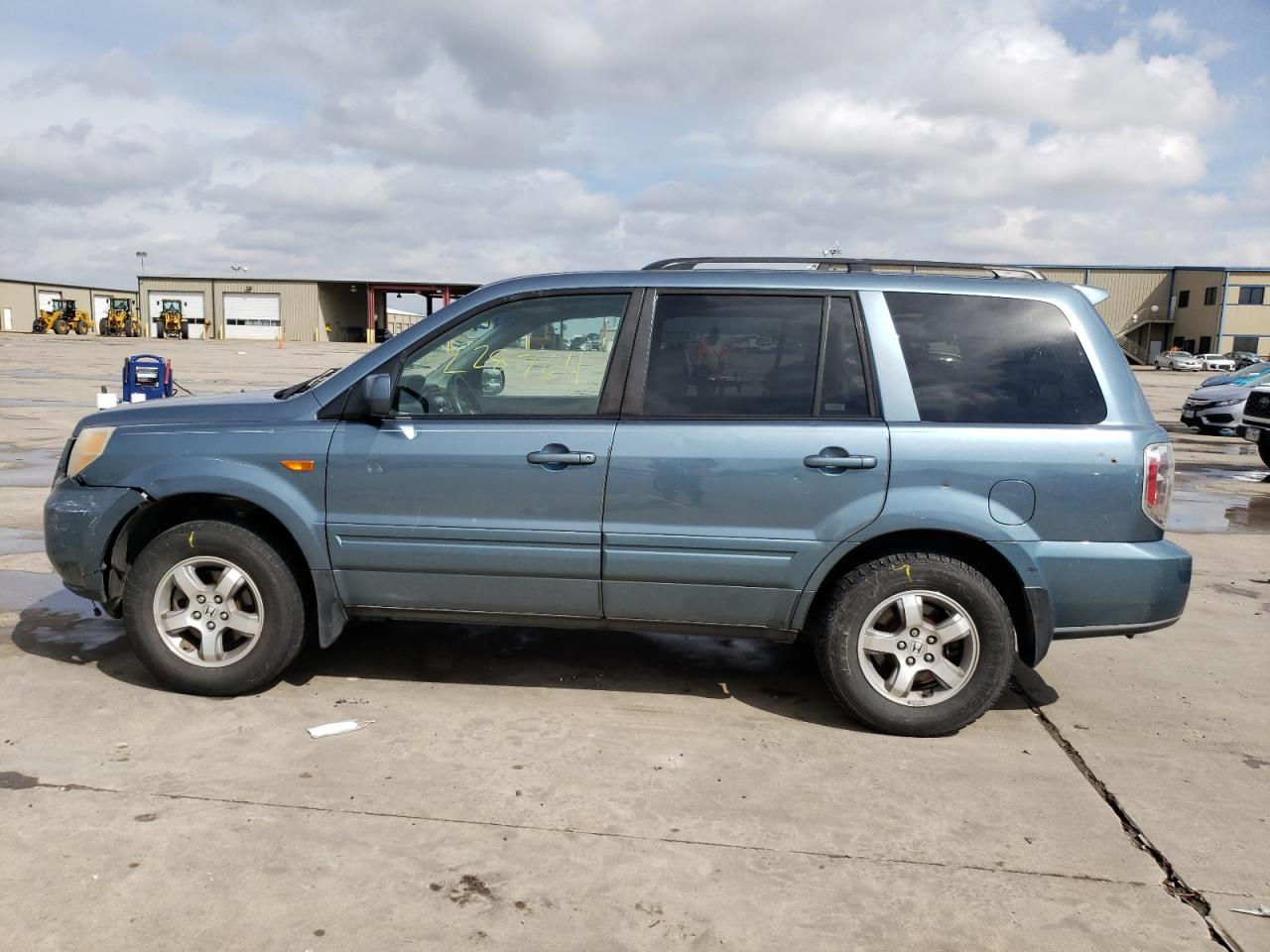 Photo 9 from auction – 2008 HONDA PILOT EX with VIN 5FNYF28478B019372