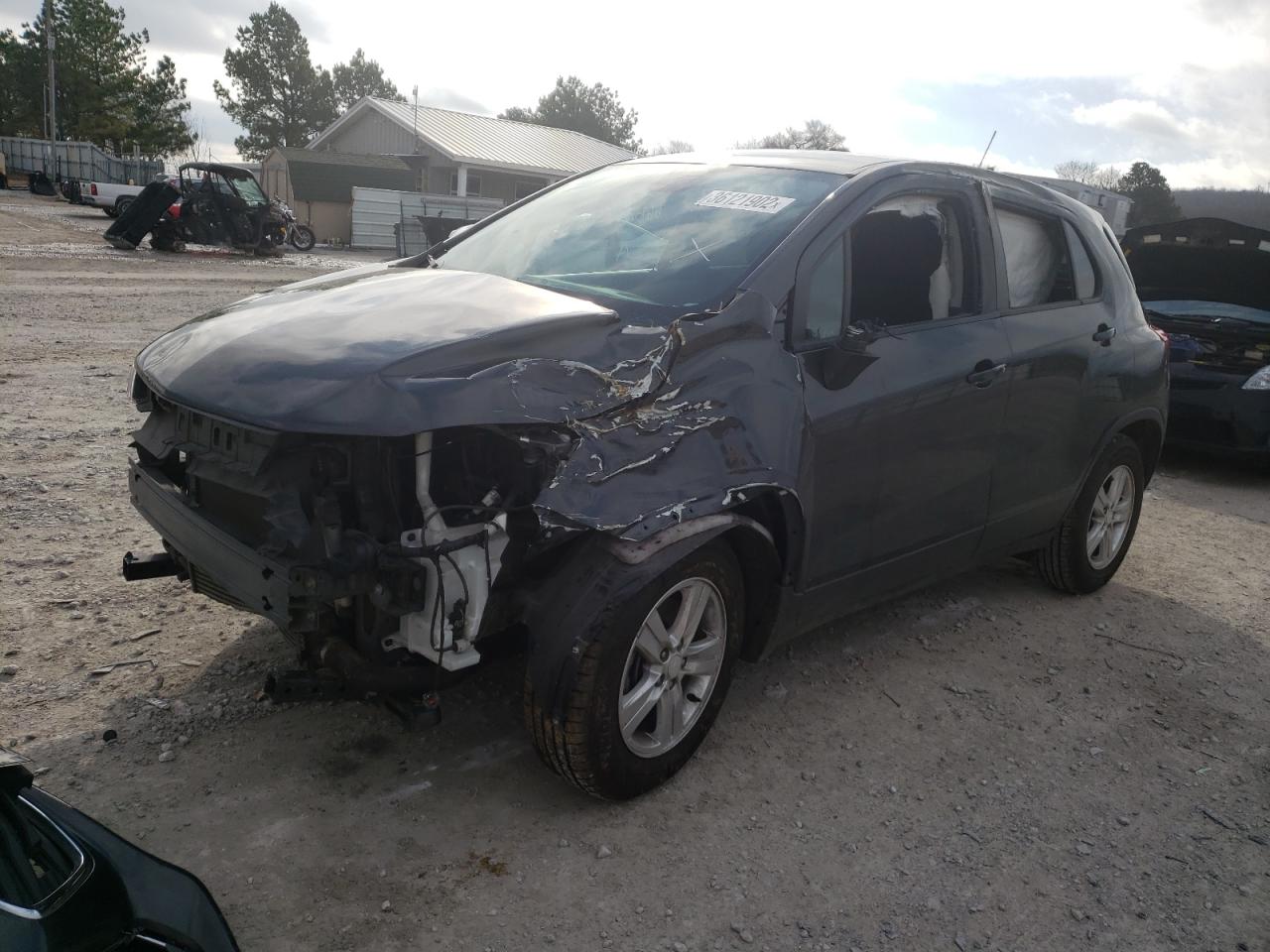 Photo 2 from auction – 2019 CHEVROLET TRAX LS with VIN 3GNCJKSB9KL237703