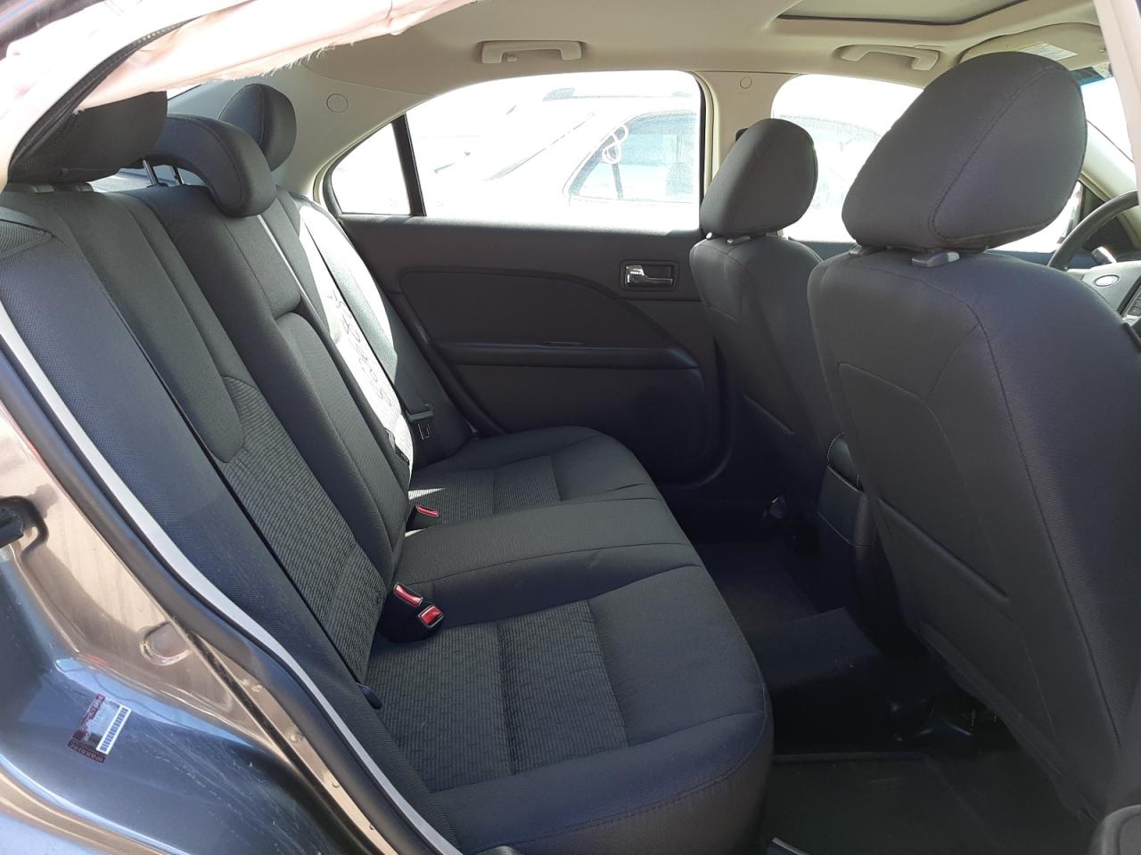 Photo 6 from auction – 2011 FORD FUSION SE with VIN 3FAHP0HA5BR178944