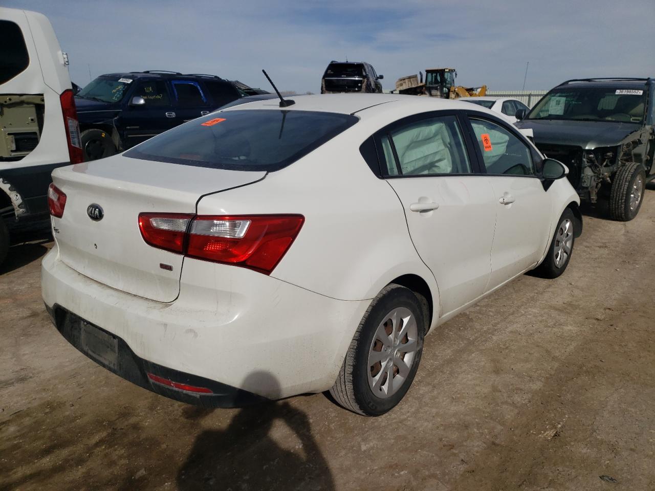 Photo 4 from auction – 2013 KIA RIO LX with VIN KNADM4A31D6275785