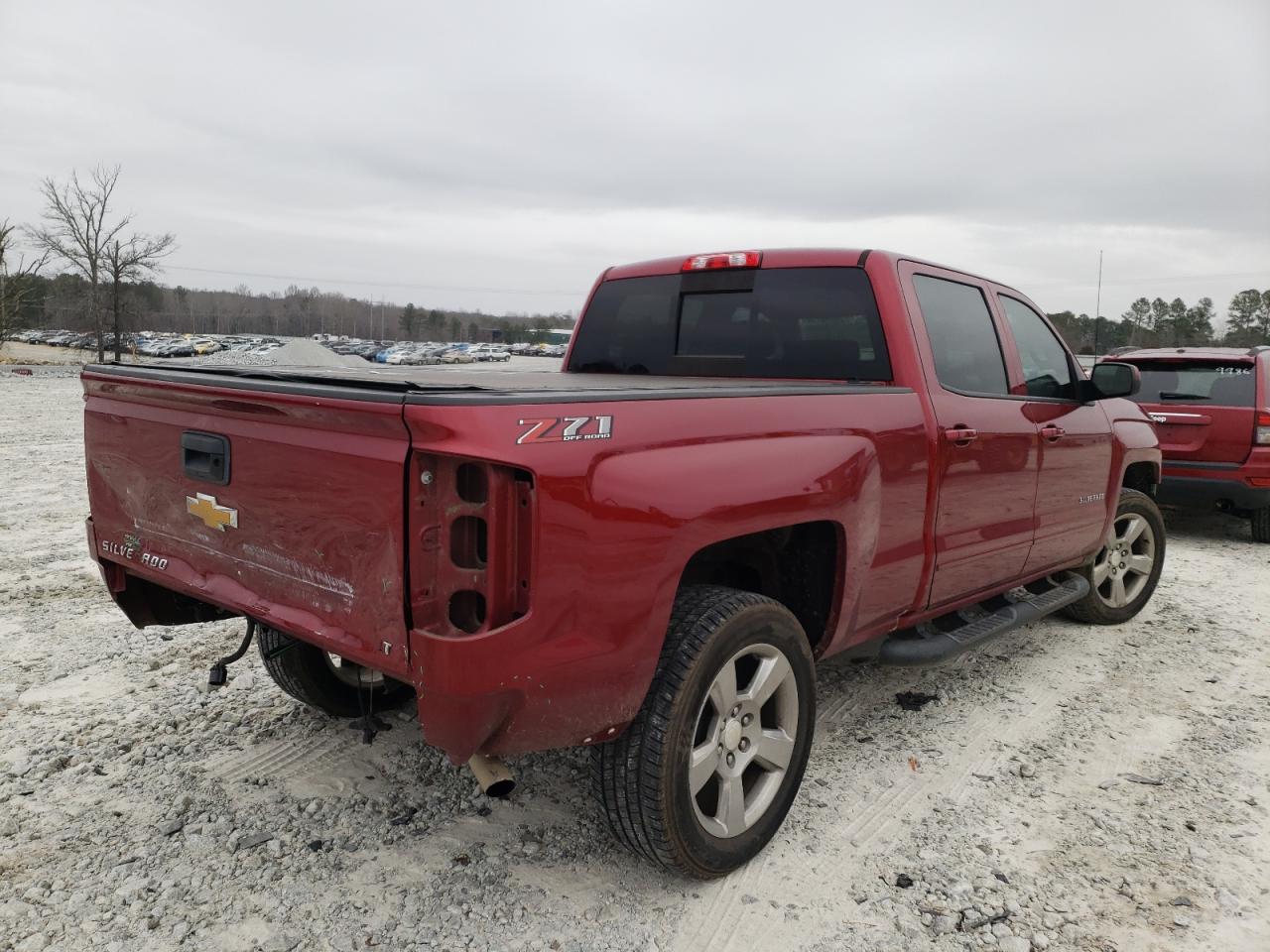 Photo 4 from auction – 2018 CHEVROLET SILVERADO with VIN 3GCUKREC5JG213557
