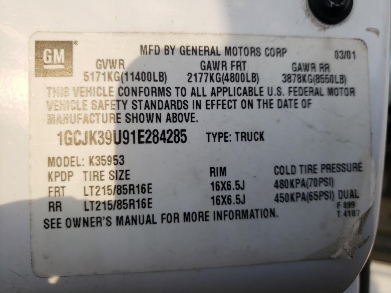 Photo 10 from auction – 2001 CHEVROLET SILVERADO with VIN 1GCJK39U91E284285