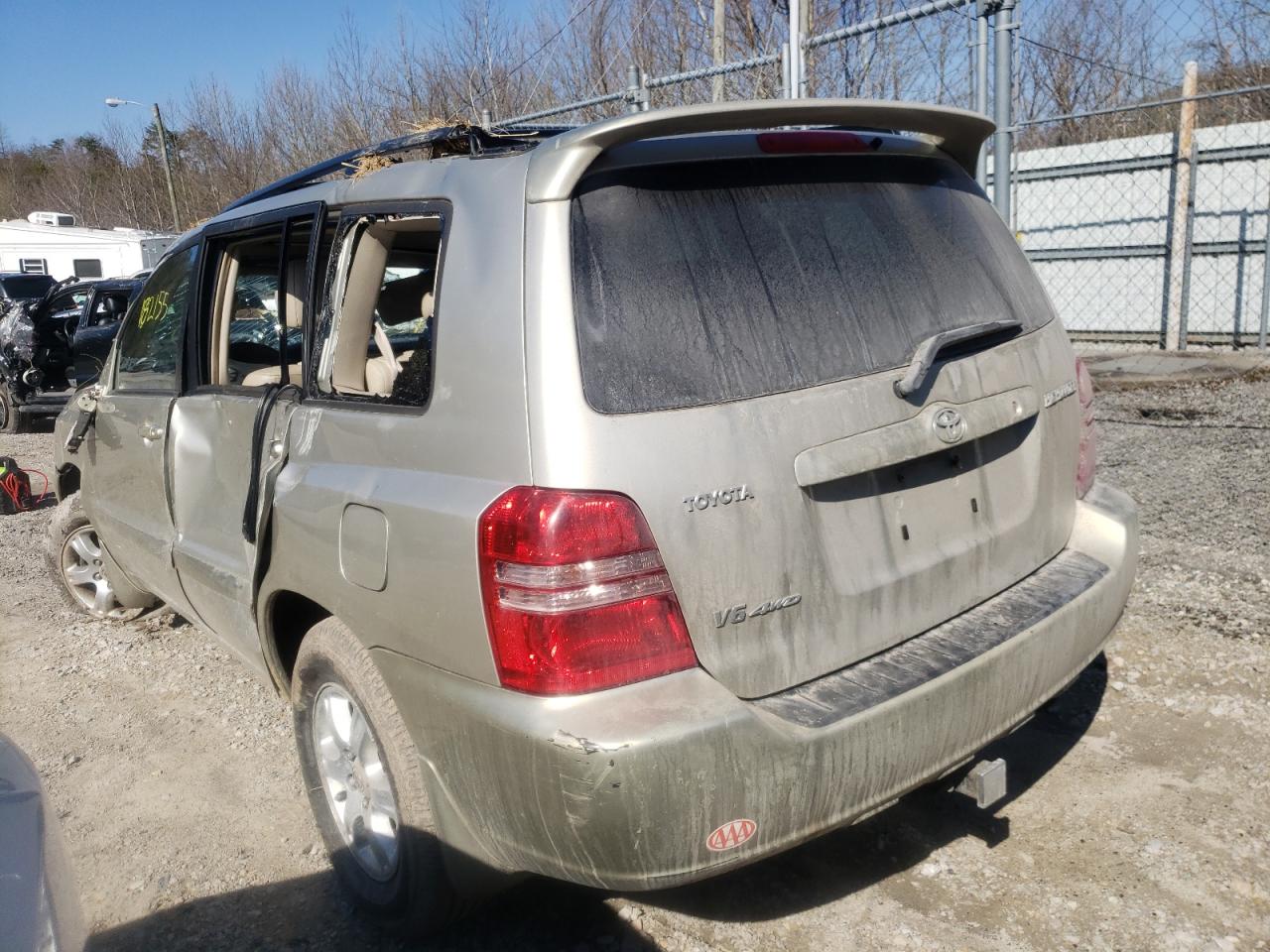 Photo 3 from auction – 2002 TOYOTA HIGHLANDER with VIN JTEHF21A820071000
