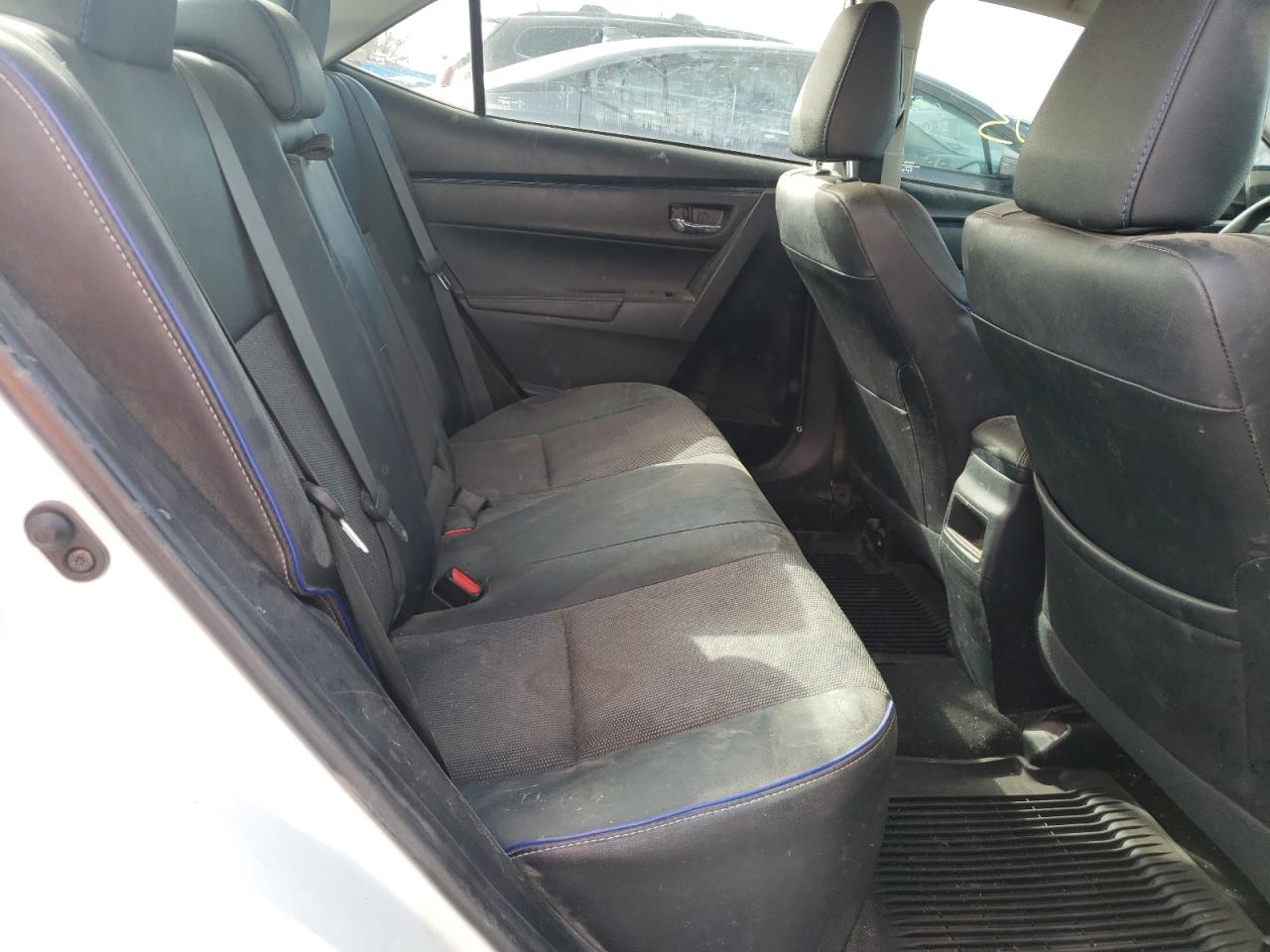 Photo 6 from auction – 2019 TOYOTA COROLLA L with VIN 2T1BURHE5KC211608