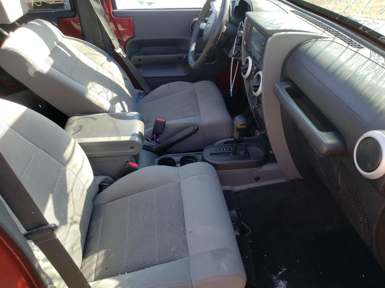 Photo 5 from auction – 2009 JEEP WRANGLER U with VIN 1J4GA59179L754488