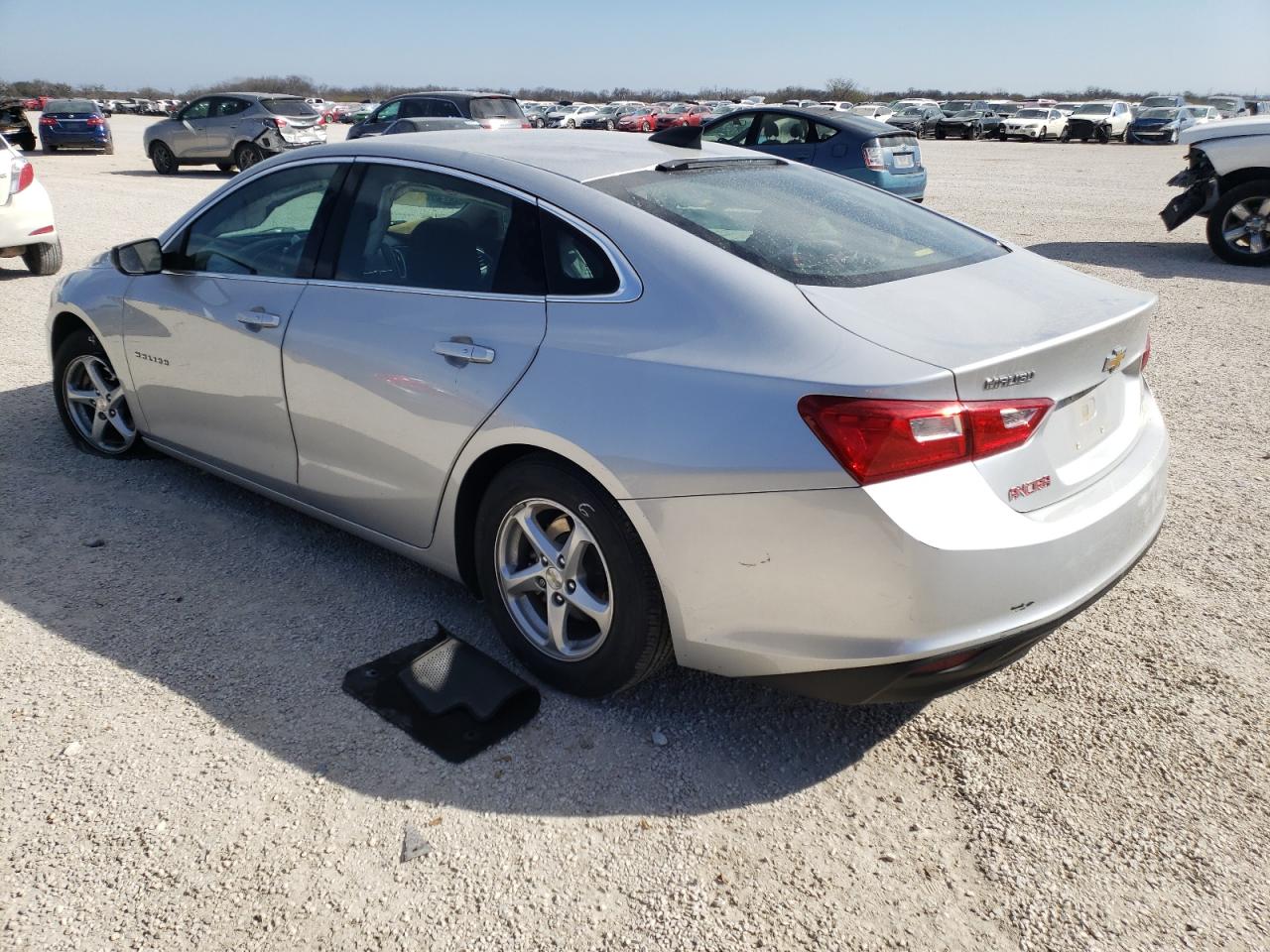 Photo 3 from auction – 2018 CHEVROLET MALIBU LS with VIN 1G1ZB5ST9JF226728