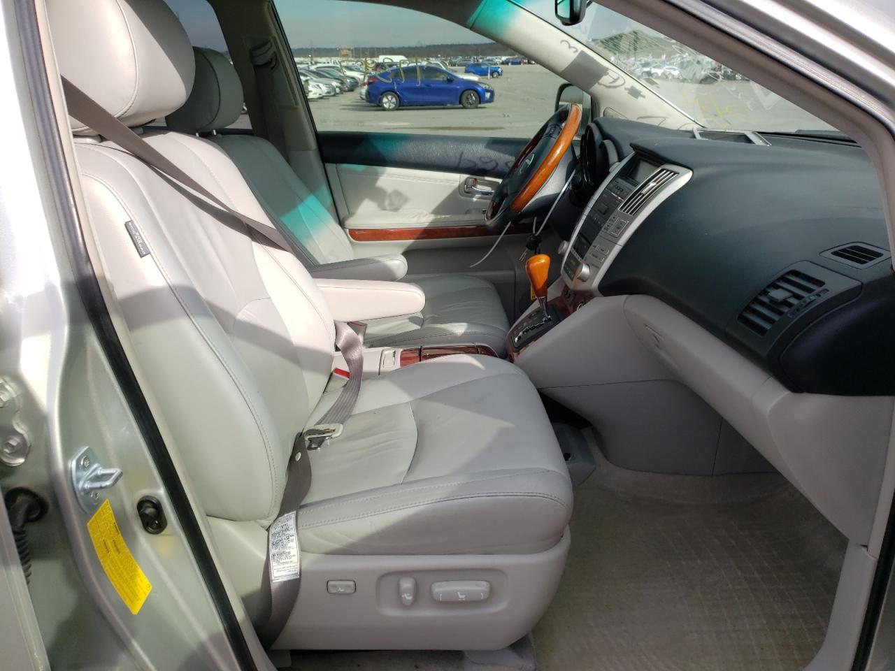 Photo 5 from auction – 2007 LEXUS RX 350 with VIN JTJGK31U070006948