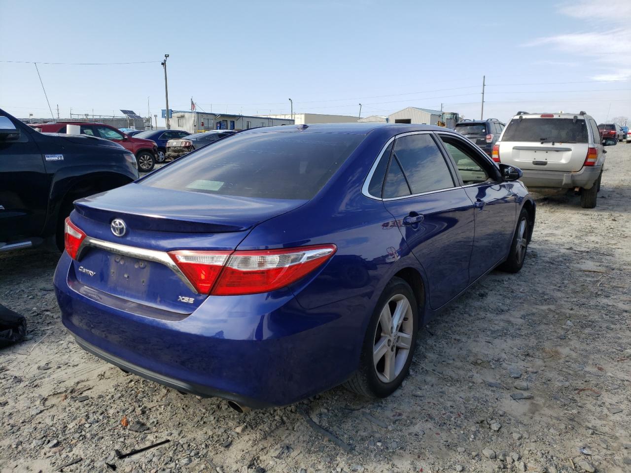 Photo 4 from auction – 2015 TOYOTA CAMRY LE with VIN 4T1BF1FK7FU881783