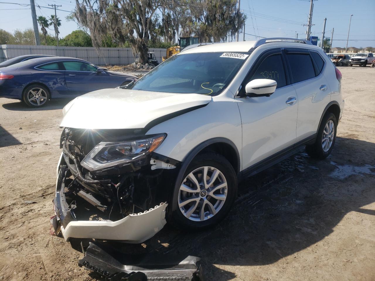 Photo 2 from auction – 2018 NISSAN ROGUE S with VIN KNMAT2MT1JP570948