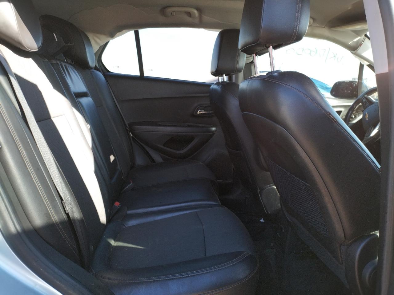 Photo 6 from auction – 2019 CHEVROLET TRAX 1LT with VIN KL7CJLSB2KB895652