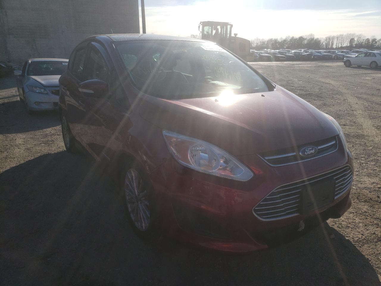 FORD C-MAX SE 2016 with VIN 1FADP5AU3GL110566 - Photo from auction