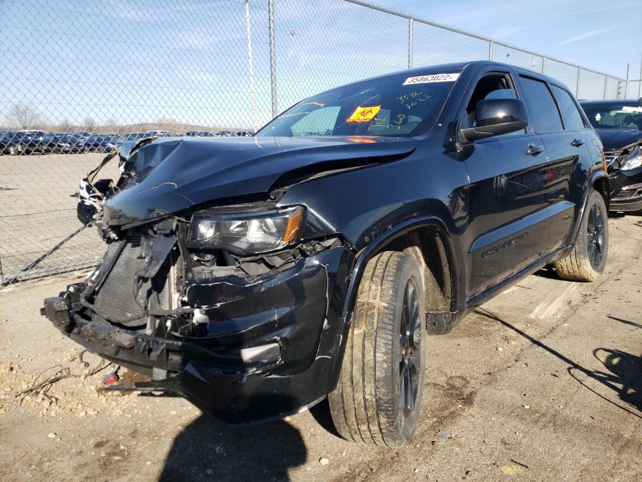 Photo 2 from auction – 2017 JEEP GRAND CHER with VIN 1C4RJFAG4HC951590
