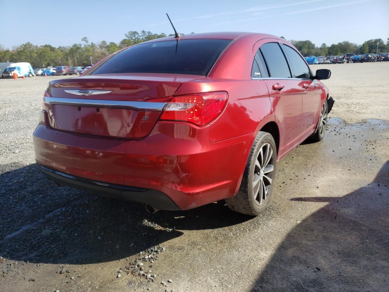 Photo 4 from auction – 2011 CHRYSLER 200 S with VIN 1C3BC8FG3BN567610