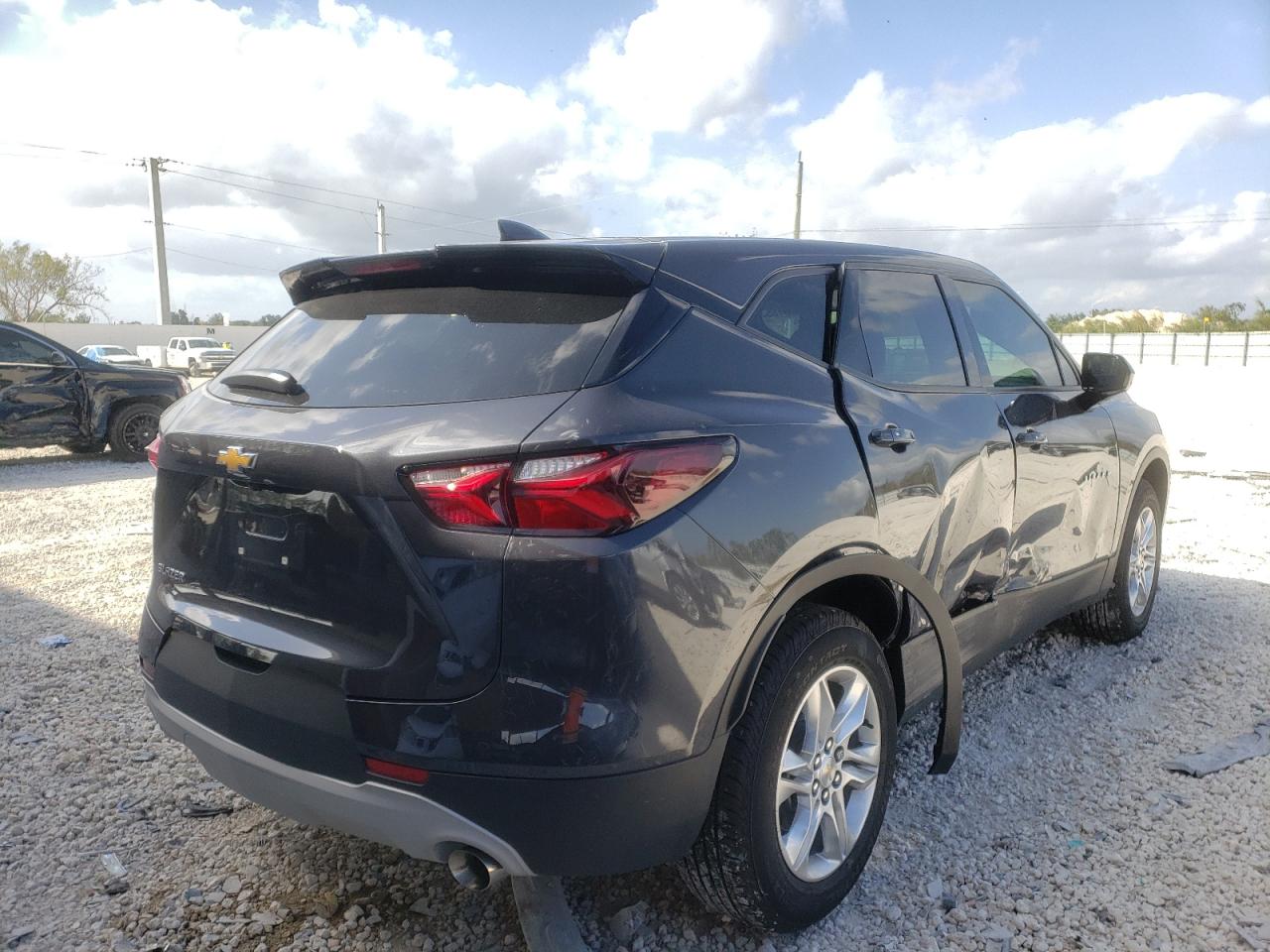 Photo 4 from auction – 2021 CHEVROLET BLAZER 2LT with VIN 3GNKBCRS3MS553756