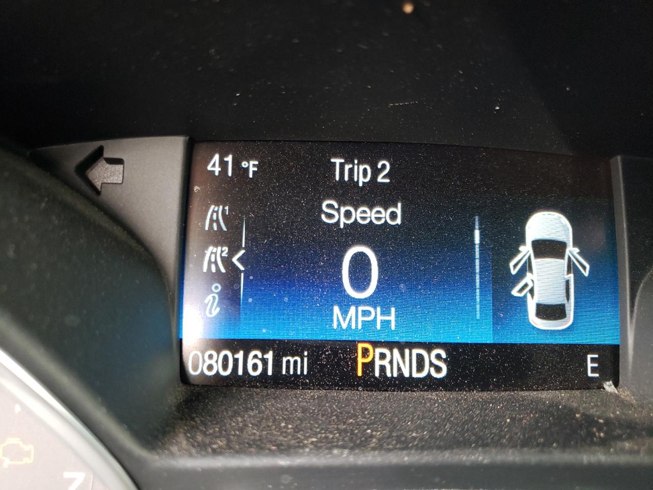Photo 8 from auction – 2018 FORD ESCAPE SE with VIN 1FMCU9GD5JUC76212