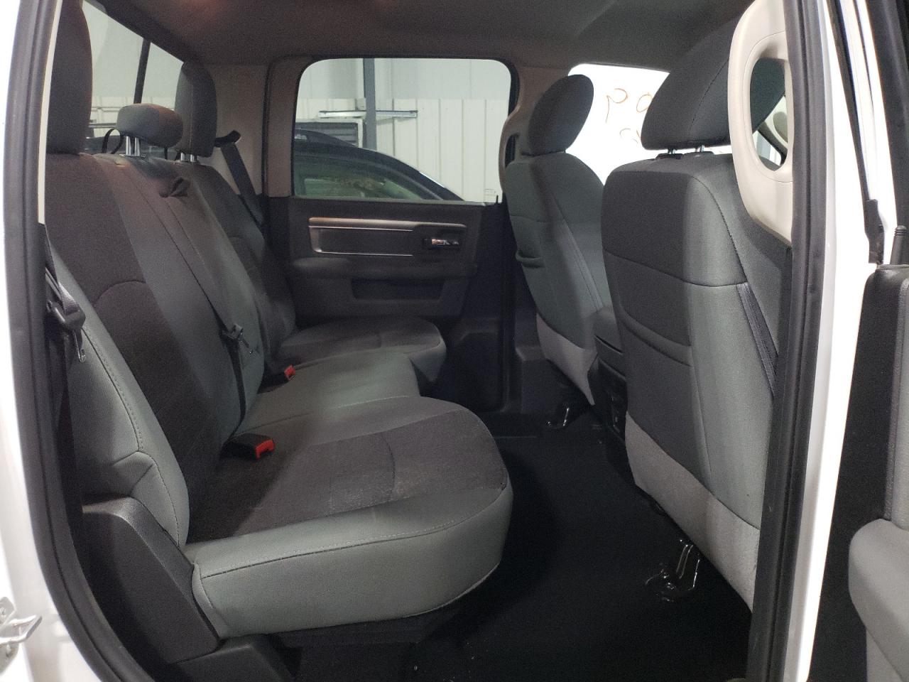 Photo 6 from auction – 2018 RAM 1500 SLT with VIN 1C6RR7TT6JS205332