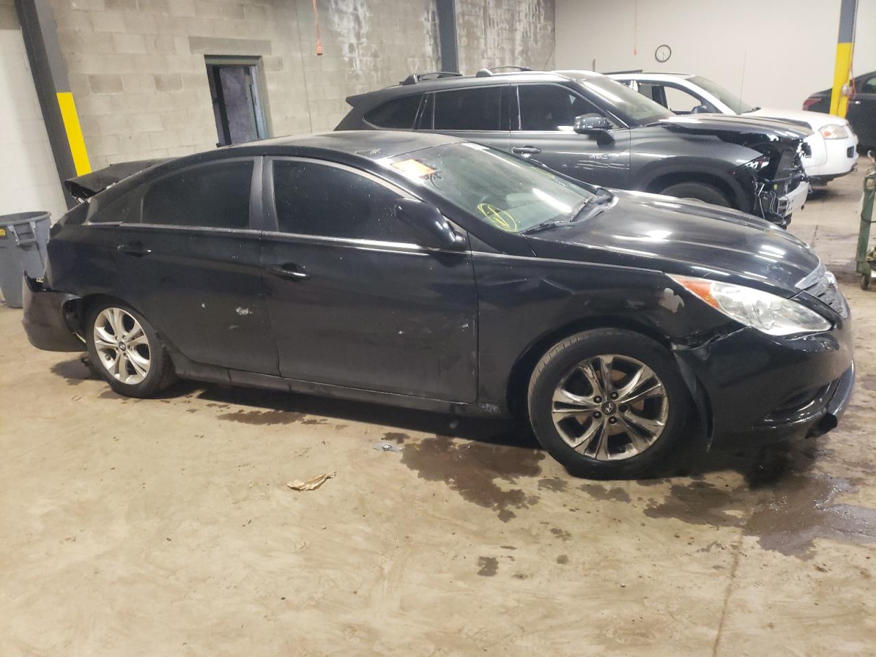 Photo 9 from auction – 2011 HYUNDAI SONATA GLS with VIN 5NPEB4AC8BH042065