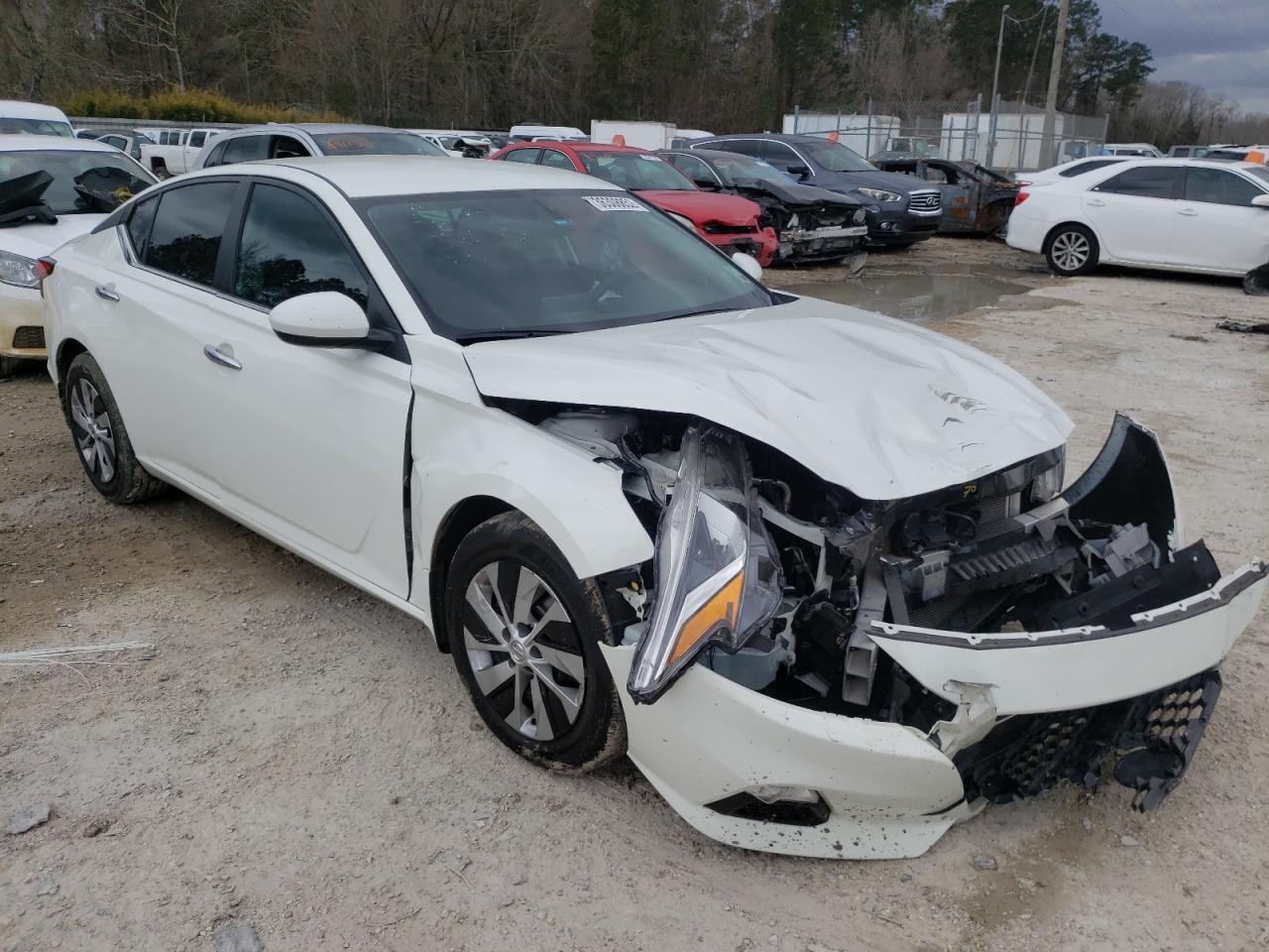 NISSAN ALTIMA S 2020 with VIN 1N4BL4BV2LC259663 - Photo from auction