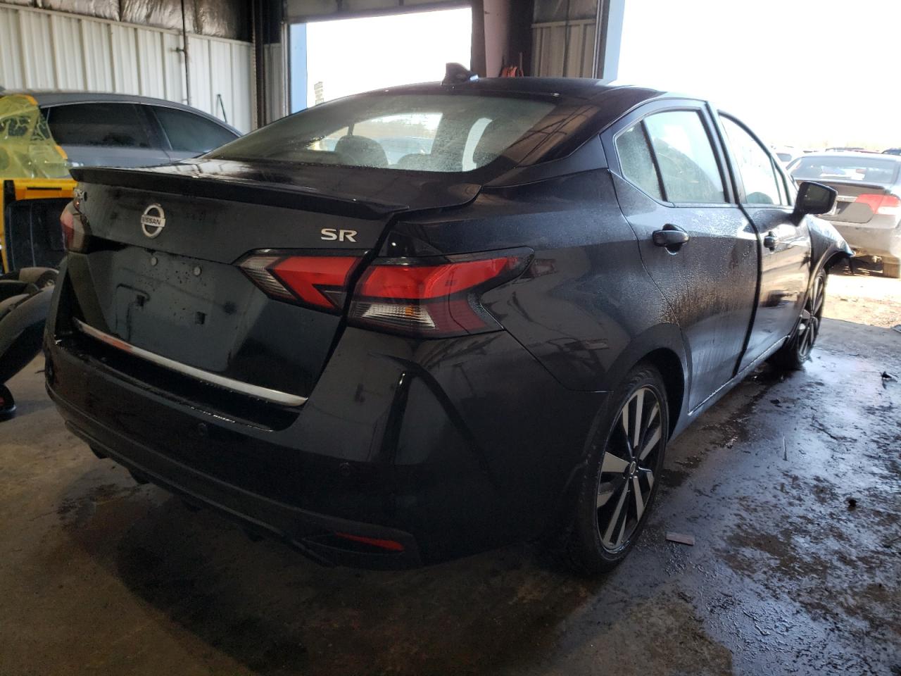 Photo 4 from auction – 2021 NISSAN VERSA SR with VIN 3N1CN8FV9ML923492