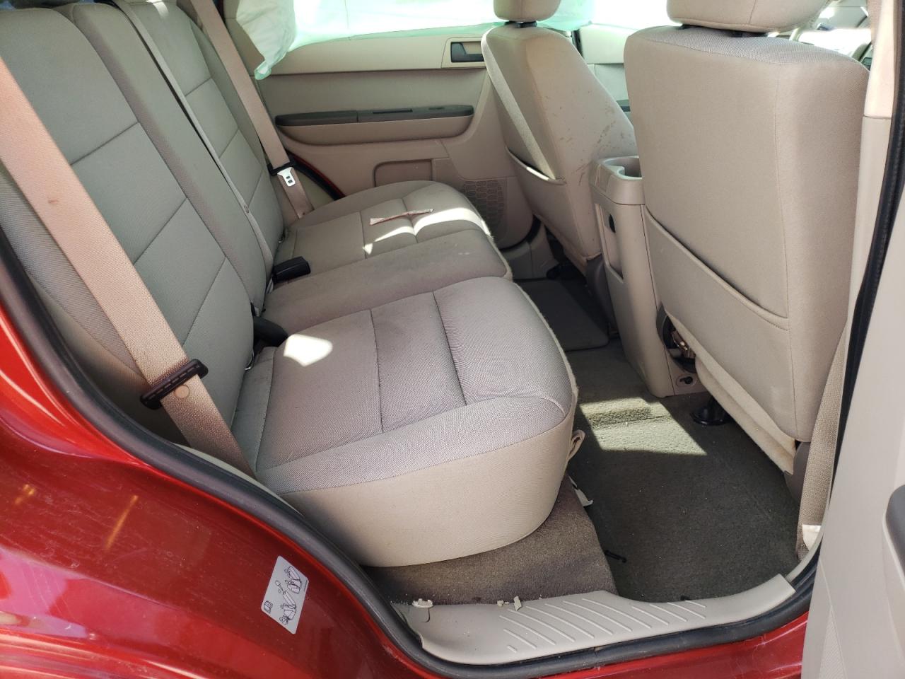 Photo 6 from auction – 2012 FORD ESCAPE XLT with VIN 1FMCU9DG4CKA35450