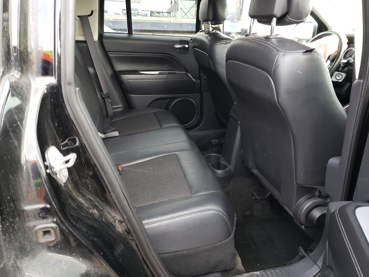 Photo 6 from auction – 2016 JEEP COMPASS LA with VIN 1C4NJDEBXGD782766