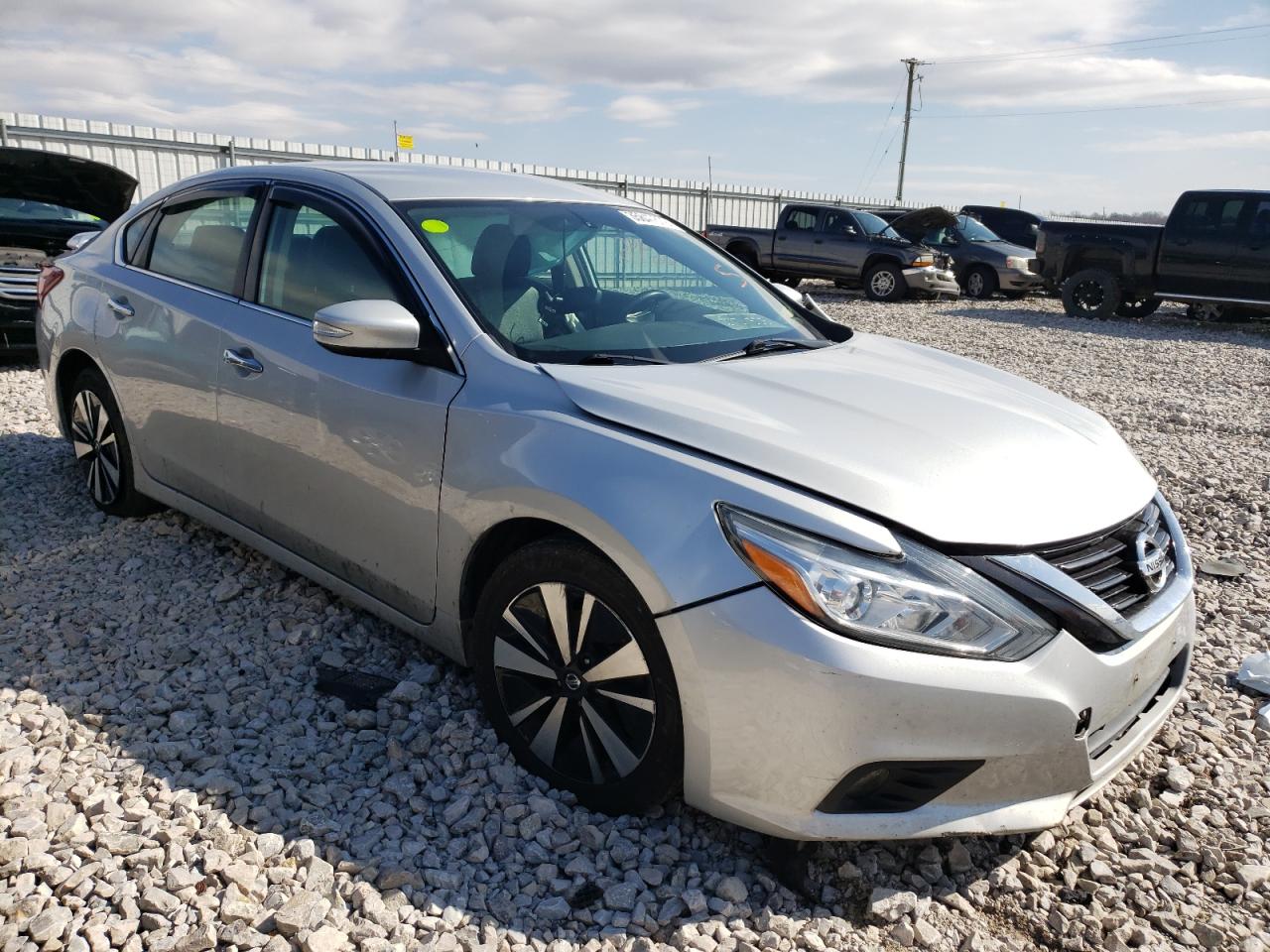 NISSAN ALTIMA 2.5 2018 with VIN 1N4AL3AP2JC170410 - Photo from auction