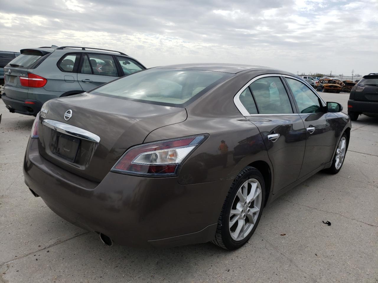 Photo 4 from auction – 2014 NISSAN MAXIMA S with VIN 1N4AA5AP0EC461141