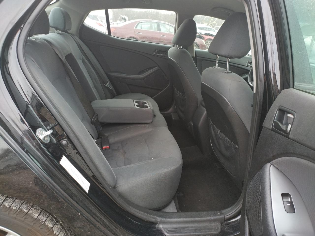 Photo 6 from auction – 2015 KIA OPTIMA with VIN 5XXGM4A72FG396767
