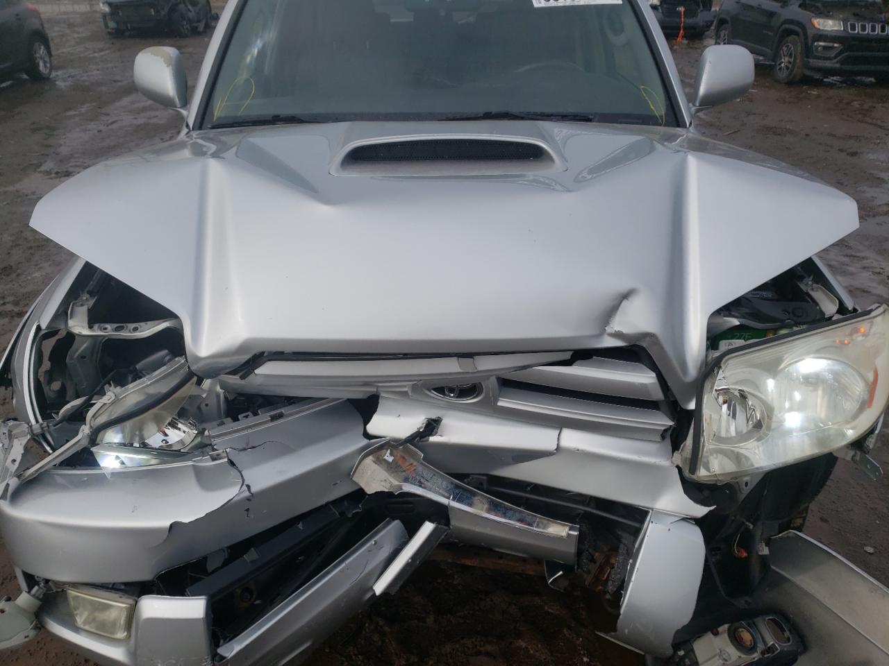 Photo 7 from auction – 2005 TOYOTA 4RUNNER SR with VIN JTEBU14R650074618