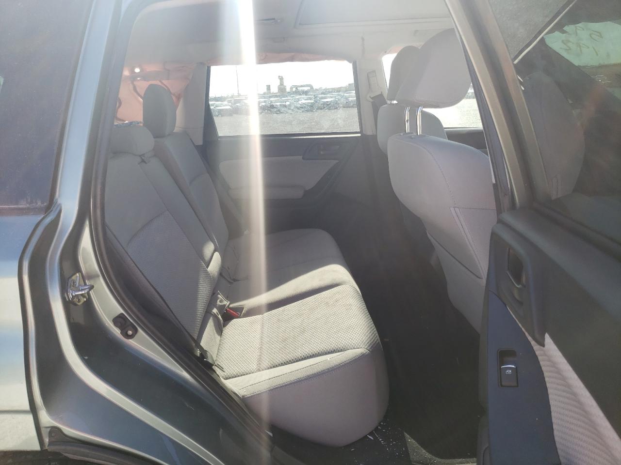 Photo 6 from auction – 2018 SUBARU FORESTER 2 with VIN JF2SJADC5JH592192
