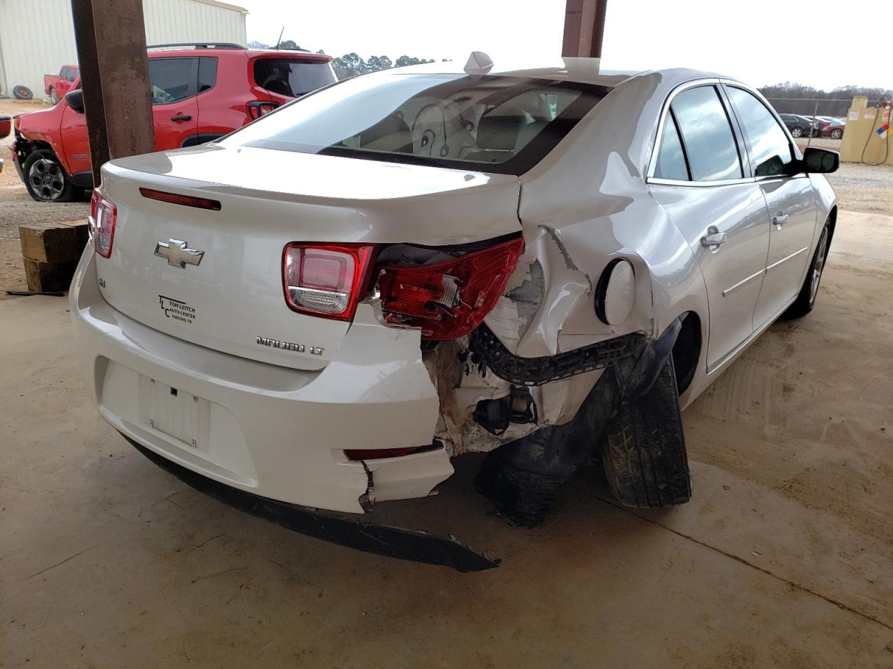 Photo 4 from auction – 2014 CHEVROLET MALIBU 1LT with VIN 1G11C5SL8EF216174